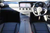 メルセデスベンツ Eクラス E200 ｽﾎﾟｰﾂ（BSG搭載ﾓﾃﾞﾙ）　後期型 AMGﾗｲﾝｲﾝﾃﾘｱPKG ｴｸｽｸﾙｰｼﾌﾞPKG ﾚｰﾀﾞｰｾｰﾌﾃｨPKG ﾊﾟﾉﾗﾏSR 黒ﾅｯﾊﾟ革 ｼｰﾄﾋｰﾀ MBUX 純正ﾅﾋﾞ地ﾃﾞｼﾞ  AppleCarPlay 360°ｶﾒﾗ Burmester ﾜｲﾔﾚｽﾁｬｰｼﾞﾝｸﾞ HUD PTS AMG19ｲﾝﾁAW　2年保証