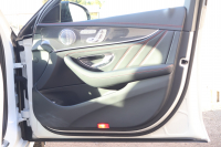 AMG Eクラス E53 4MATIC+(ISG搭載ﾓﾃﾞﾙ)　ﾚｰﾀﾞｰｾｰﾌﾃｨPKG ｴｸｽｸﾙｰｼﾌﾞPKG ｴｱﾊﾞﾗﾝｽPKG ﾊﾟﾉﾗﾏSR ｷｰﾚｽGO 黒ﾅｯﾊﾟ革 ｼｰﾄﾋｰﾀｰ 純正ﾅﾋﾞ地ﾃﾞｼﾞ 360°ｶﾒﾗ Burmesterｻﾗｳﾝﾄﾞ Applecarplay Android Auto 電動Rｹﾞｰﾄ HUD PTS AMG20ｲﾝﾁAW　2年保証