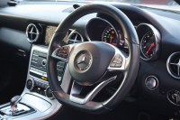 メルセデスベンツ SLCクラス SLC180 ｽﾎﾟｰﾂ ﾌｧｲﾅﾙｴﾃﾞｨｼｮﾝ　特別仕様車  AMGｽﾀｲﾘﾝｸﾞPKG ﾚｰﾀﾞｰｾｰﾌﾃｨPKG ﾏｼﾞｯｸｽｶｲｺﾝﾄﾛｰﾙﾊﾞﾘｵR ﾌﾞﾗｯｸ/ｼﾙﾊﾞｰﾂｰﾄｰﾝ革 ｼｰﾄﾋｰﾀｰ ｴｱｽｶｰﾌ 純正ﾅﾋﾞ地ﾃﾞｼﾞ Bﾓﾆﾀｰ  LEDﾍｯﾄﾞ AMGﾊﾟﾌｫｰﾏﾝｽｽﾃｱ 専用AMG18AW　2年保証