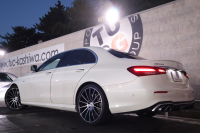 AMG Eクラス E53 4MATIC+(ISG搭載ﾓﾃﾞﾙ)　後期型 ｴｸｽｸﾙｰｼﾌﾞPKG ｴﾅｼﾞｬｲｼﾞﾝｸﾞPKGﾌﾟﾗｽ ｴｱﾊﾞﾗﾝｽPKG ﾚｰﾀﾞｰｾｰﾌﾃｨPKG ﾊﾟﾉﾗﾏSR 黒ﾅｯﾊﾟ革 ｼｰﾄﾋｰﾀ ﾍﾞﾝﾁﾚｰﾀ 純正ﾅﾋﾞ地ﾃﾞｼﾞ 360°ｶﾒﾗ MBUX Burmester Applecarplay HUD PTS AMG20ｲﾝﾁAW　新車保証