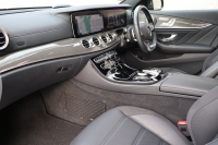 AMG Eクラス E43 4MATIC ｽﾃｰｼｮﾝﾜｺﾞﾝ　ｴｸｽｸﾙｰｼﾌﾞPKG ﾚｰﾀﾞｰｾｰﾌﾃｨPKG ｴｱﾊﾞﾗﾝｽPKG ﾊﾟﾉﾗﾏSR 黒ﾅｯﾊﾟ革 ｼｰﾄﾋｰﾀｰ ﾍﾞﾝﾁﾚｰﾀｰ 純正ﾅﾋﾞ地ﾃﾞｼﾞ 360°ｶﾒﾗ Burmesterｻﾗｳﾝﾄﾞ Applecarplay Android Auto 電動Rｹﾞｰﾄ HUD PTS AMG20ｲﾝﾁAW　2年保証