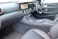 メルセデスベンツ Eクラス E200 ｽﾃｰｼｮﾝﾜｺﾞﾝｽﾎﾟｰﾂ（BSG搭載ﾓﾃﾞﾙ）　後期型 AMGﾗｲﾝｲﾝﾃﾘｱPKG ｴｸｽｸﾙｰｼﾌﾞPKG ﾚｰﾀﾞｰｾｰﾌﾃｨPKG ﾊﾟﾉﾗﾏSR 黒ﾅｯﾊﾟ革 ｼｰﾄﾋｰﾀ MBUX ARﾅﾋﾞ地ﾃﾞｼﾞ  360°ｶﾒﾗ Burmester ﾌｯﾄﾄﾗﾝｸOP ﾜｲﾔﾚｽﾁｬｰｼﾞﾝｸﾞ HUD PTS AMG19ｲﾝﾁAW　2年保証