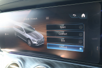 メルセデスベンツ Eクラス E220d 4MATIC ｵｰﾙﾃﾚｲﾝ(ISG搭載ﾓﾃﾞﾙ)　後期型 ｴｸｽｸﾙｰｼﾌﾞPKG ｴﾅｼﾞｬｲｼﾞﾝｸﾞPKG ﾚｰﾀﾞｰｾｰﾌﾃｨPKG ﾊﾟﾉﾗﾏSR ﾌﾞﾗｯｸ革 ｼｰﾄﾋｰﾀ ﾍﾞﾝﾁﾚｰﾀ MBUX ARﾅﾋﾞｹﾞｰｼｮﾝ Burmester ﾜｲﾔﾚｽﾁｬｰｼﾞﾝｸﾞ HUD ｴｱｻｽ 純正19ｲﾝﾁAW　2年保証