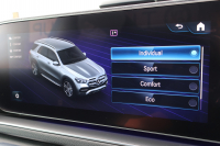 メルセデスベンツ GLE GLE400d 4MATIC ｽﾎﾟｰﾂ　ﾚｰﾀﾞｰｾｰﾌﾃｨPKG ｴﾅｼﾞｬｲｼﾞﾝｸﾞPKG ﾊﾟﾉﾗﾏSR 黒ﾅｯﾊﾟ革 ｼｰﾄﾋｰﾀｰ ﾍﾞﾝﾁﾚｰﾀｰ 純正12.3ｲﾝﾁﾅﾋﾞTV MBUX 360°ｶﾒﾗ Burmester 電動Rｹﾞｰﾄ ﾌｯﾄﾄﾗﾝｸOP 温冷機能付ｶｯﾌﾟﾎﾙﾀﾞｰ HUD LEDﾗｲﾄ AMG20ｲﾝﾁAW　2年保証