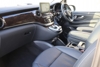 メルセデスベンツ Vクラス V220d AVG ｴｸｽﾄﾗﾛﾝｸﾞ　ｱﾊﾞﾝｷﾞｬﾙﾄﾞﾗｲﾝ ﾚｰﾀﾞｰｾｰﾌﾃｨPKG 1ｵｰﾅｰ 黒革ｼｰﾄ  ｼｰﾄﾋｰﾀ 純正ﾅﾋﾞ地ﾃﾞｼﾞ 360度ｶﾒﾗ Burmesterｻﾗｳﾝﾄﾞ 電動Rｹﾞｰﾄ 電動ﾃﾞｭｱﾙｽﾗｲﾄﾞﾄﾞｱ ｶﾛｯﾂｪﾘｱ製ﾌﾘｯﾌﾟﾀﾞｳﾝﾓﾆﾀｰ  純正18ｲﾝﾁAW　2年保証