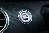 メルセデスベンツ Eクラス E220d 4MATIC ｵｰﾙﾃﾚｲﾝ　後期型 ｴｸｽｸﾙｰｼﾌﾞPKG ｴﾅｼﾞｬｲｼﾞﾝｸﾞPKG ﾚｰﾀﾞｰｾｰﾌﾃｨPKG ﾊﾟﾉﾗﾏSR ﾌﾞﾗｯｸ革 ｼｰﾄﾋｰﾀ ﾍﾞﾝﾁﾚｰﾀ 360°ｶﾒﾗ MBUX ARﾅﾋﾞｹﾞｰｼｮﾝ Burmester ﾜｲﾔﾚｽﾁｬｰｼﾞﾝｸﾞ HUD ｴｱｻｽ 純正19ｲﾝﾁAW　2年保証