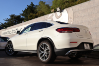 メルセデスベンツ GLCクーペ GLC300 4MATIC ｸｰﾍﾟ AMGﾗｲﾝ　後期型 ﾚｻﾞｰｴｸｽｸﾙｰｼﾌﾞPKG ﾚｰﾀﾞｰｾｰﾌﾃｨPKG ｴｱﾊﾞﾗﾝｽPKG 1ｵｰﾅｰ ｶﾞﾗｽSR 黒革 ｼｰﾄﾋｰﾀ ﾍﾞﾝﾁﾚｰﾀ 純正10.25ｲﾝﾁﾅﾋﾞ地ﾃﾞｼﾞ ｺｯｸﾋﾟｯﾄDisp 360°ｶﾒﾗ Burmester 電動Rｹﾞｰﾄ HUD AMG20ｲﾝﾁAW　2年保証