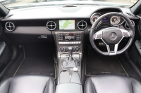 メルセデスベンツ SLKクラス SLK200 ｶｰﾎﾞﾝﾙｯｸｴﾃﾞｨｼｮﾝ　限定100台 AMGｽﾎﾟｰﾂPKG ﾚｰﾀﾞｰｾｰﾌﾃｨPKG ﾏｼﾞｯｸｽｶｲｺﾝﾄﾛｰﾙﾊﾞﾘｵR 専用ﾅｯﾊﾟ革ｼｰﾄ ｼｰﾄﾋｰﾀｰ 純正ﾅﾋﾞ地ﾃﾞｼﾞ ECOｽﾄｯﾌﾟ ｷｾﾉﾝﾍｯﾄﾞ ｶｰﾎﾞﾝｲﾝﾃﾘｱ AMG18AW　2年保証