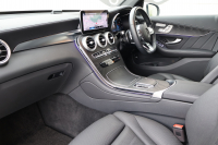 メルセデスベンツ GLCクーペ GLC220d 4MATIC ｸｰﾍﾟ AMGﾗｲﾝ　後期型 ﾚｻﾞｰｴｸｽｸﾙｰｼﾌﾞPKG ﾚｰﾀﾞｰｾｰﾌﾃｨPKG ｴｱﾊﾞﾗﾝｽPKG ｶﾞﾗｽSR 黒革 ｼｰﾄﾋｰﾀ ﾍﾞﾝﾁﾚｰﾀ MBUX 純正10.25ｲﾝﾁﾅﾋﾞ地ﾃﾞｼﾞ ｺｯｸﾋﾟｯﾄDisp 360°ｶﾒﾗ Burmester 電動Rｹﾞｰﾄ HUD AMG19ｲﾝﾁAW　2年保証