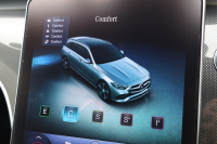 メルセデスベンツ Cクラス C200 ｽﾃｰｼｮﾝﾜｺﾞﾝ AVG(ISG搭載ﾓﾃﾞﾙ)　ﾚｻﾞｰｴｸｽｸﾙｰｼﾌﾞPKG ﾄﾞﾗｲﾊﾞｰｽﾞPKG AMGﾗｲﾝPKG ﾍﾞｰｼｯｸPKG ﾚｰﾀﾞｰｾｰﾌﾃｨPKG 1ｵｰﾅｰ ﾊﾟﾉﾗﾏSR 黒革 ｼｰﾄﾋｰﾀｰ  MBUX ARﾅﾋﾞ地ﾃﾞｼﾞ 360度ｶﾒﾗ  HUD  ﾘｱｱｸｽﾙｽﾃｱﾘﾝｸﾞ AMG18ｲﾝﾁAW　新車保証