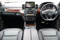 メルセデスベンツ GLS GLS350d 4MATIC ｽﾎﾟｰﾂ　ﾚｰﾀﾞｰｾｰﾌﾃｨPKG AMGｽﾀｲﾘﾝｸﾞ ﾊﾟﾉﾗﾐｯｸSR 黒ﾅｯﾊﾟ革 全席ｼｰﾄﾋｰﾀｰ 純正8ｲﾝﾁﾅﾋﾞ地ﾃﾞｼﾞ 360度ｶﾒﾗ 電動Rｹﾞｰﾄ harman/kardonﾛｼﾞｯｸ7ｻｳﾝﾄﾞｼｽﾃﾑ AppleCarPlay LEDﾍｯﾄﾞ ﾗﾝﾆﾝｸﾞﾎﾞｰﾄﾞ AMG21AW　2年保証